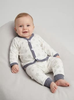 White and Grey Star Print 2-Piece Front-Open Top and Pajama Set