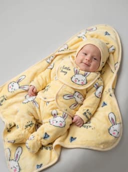 Baby Boys and Girls Pastel Yellow 6 Piece Fleece Swaddle and Clothing Set